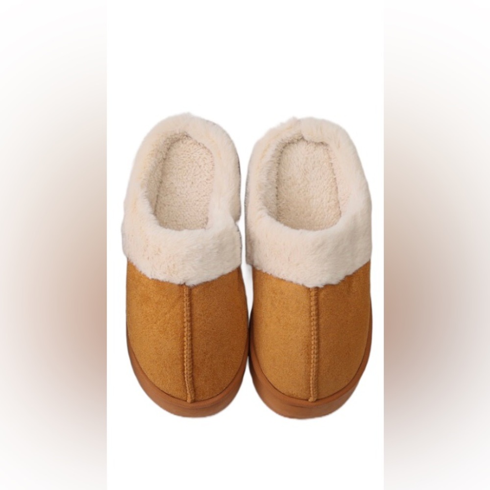 Ladies Sherpa Lined Slippers from Northern Cabin